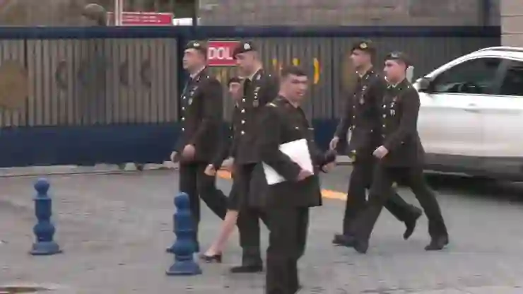 TSK’dan ihracı istenen teğmenlerin savunmaları tamamlandı, karar daha sonra açıklanacak