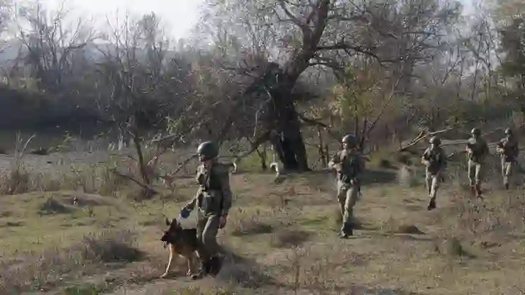 Yunanistan’a kaçarken yakalanan 2 FETÖ şüphelisi tutuklandı
