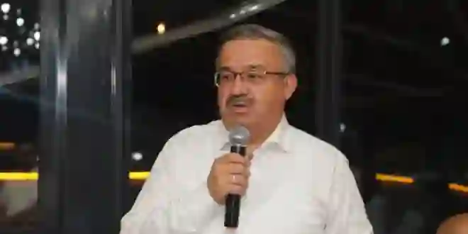 Ak Parti Milletvekili Yurdunuseven ve danışmanı kaza yaptı