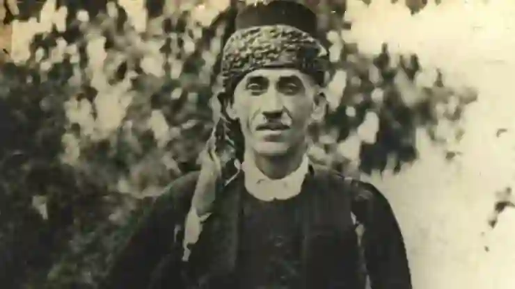 Demirci Mehmet Efe mezarı başında anıldı