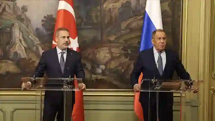 Dışişleri Bakanı Fidan, Rus mevkidaşı Lavrov ile telefonda görüştü