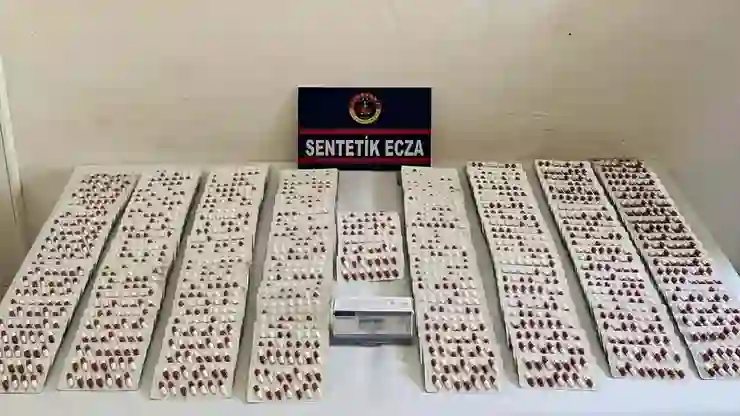 Manisa’da 3 bin 278 adet sentetik ecza hap ele geçirildi: 1 gözaltı