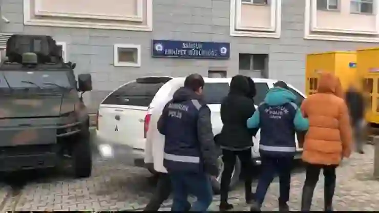 Samsun ve Antalya’da yasa dışı bahis operasyonu; 4 gözaltı