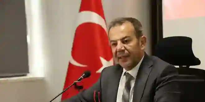 Tanju Özcan: Gün, fırsatçıların ‘Bekleyelim görelim’ günü değil