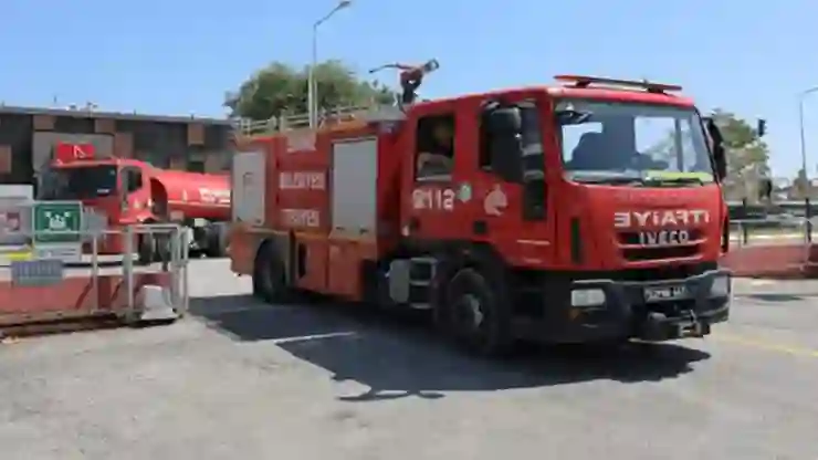 Yangına giden itfaiye aracını durduran polislere soruşturma