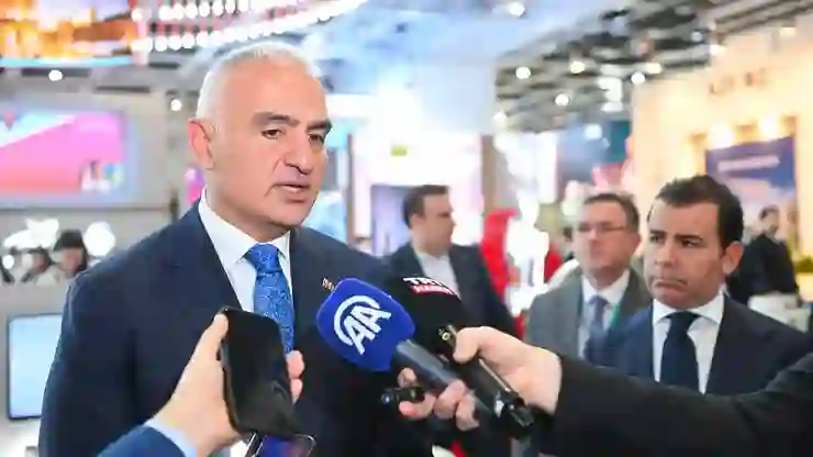 Kültür ve Turizm Bakanı Ersoy: Türkiye, turizmde rekorlarla yoluna devam ediyor