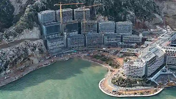 Marmaris Belediyesi’nden Sinpaş açıklaması: Yıkım süreci titizlikle takip edilmekte