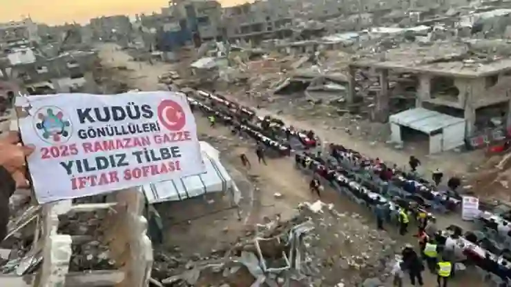 Yıldız Tilbe’den Gazze’de 4 bin kişilik iftar yemeği