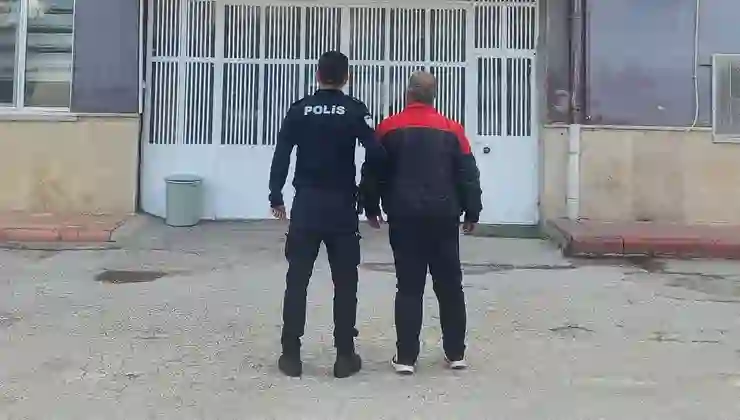 Afyonkarahisar’da muayene için gittiği hastaneden televizyon çaldı