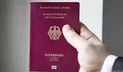 Almanya’da üç yılda vatandaşlık hakkı kalkıyor