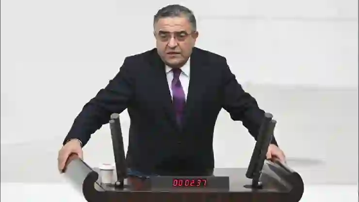 CHP’li Sezgin Tanrıkulu, Adalet Bakanı Yılmaz Tunç’a seslendi: Kronik kalp ve böbrek hastası Esila Ayık neden tutuklandı?