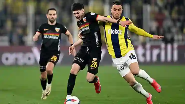 Fenerbahçe, zirve yarışında Kayserispor’a takıldı; Kadıköy’de gol düellosundan kazanan çıkmadı