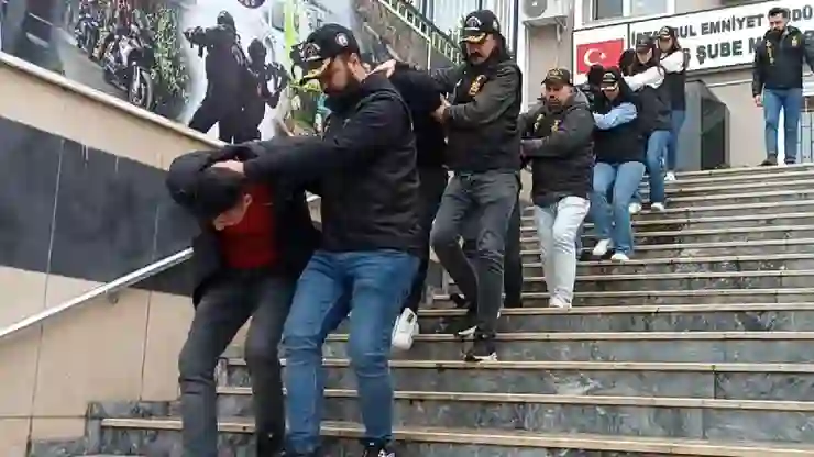 İstanbul’da fuhuş operasyonu; 8 gözaltı