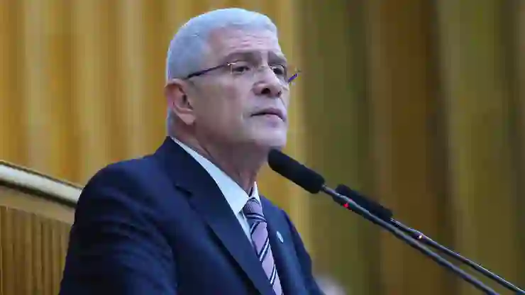 İyi Parti lideri Dervişoğlu: Köydeki hayatın sürdürülebilmesi için üretmek mecburiyetinde olduğumuzun farkındalığıyla davranmak gibi bir tarihi sorumluluk var