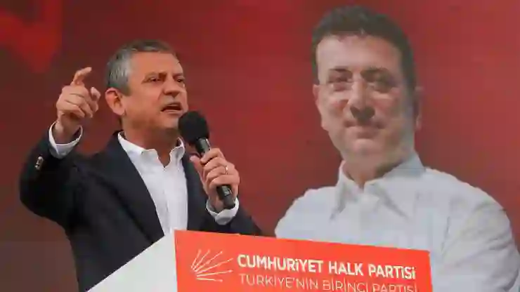 Özgür Özel: Yandaş basında 100 dendi, 53 gözaltı kararı çıktı, belki bir elli daha hazırlıyorlardır!