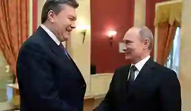 Ukrayna’nın eski devlet başkanına 15 yıl hapis cezası