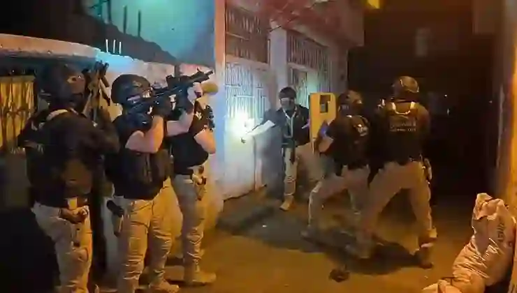 Adana’da DAEŞ operasyonu: 5 şüpheli tutuklandı