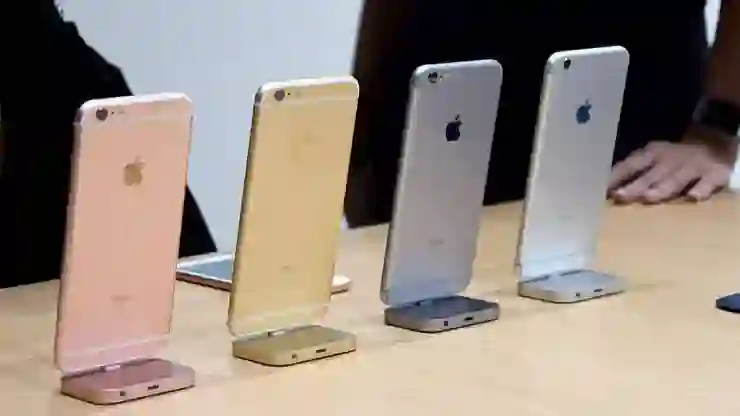 Apple, hâlâ kullanılan iki telefon modelini “eski ve klasik ürünler” listesine aldı!
