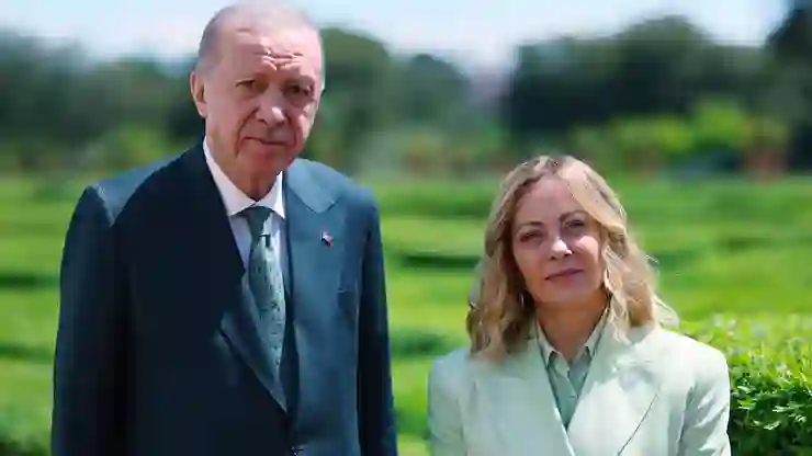Cumhurbaşkanı Erdoğan, İtalya Başbakanı Meloni ile görüştü
