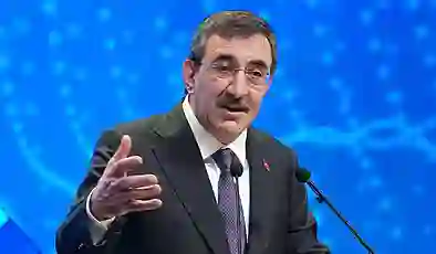 Cumhurbaşkanı Yardımcısı Yılmaz büyüme verilerini değerlendirdi