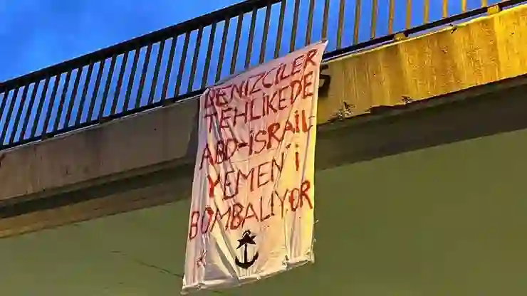 Deniz İşçileri Platformu’ndan Yemen’de mahsur kalan meslektaşları için eylem