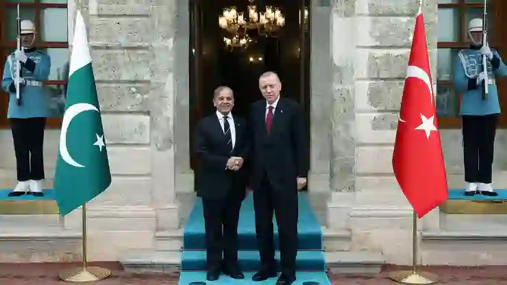 Erdoğan, Pakistan Başbakan’ı Şerif’i kabul etti: İki ülke arasındaki hedefimiz 5 milyar dolar ticaret hacmi