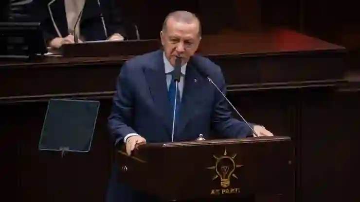 Erdoğan’dan belediyeleri için yeni düzenleme sinyali verdi: Büyükşehir ve ilçe belediyelerin yetkileri gözden geçirilmeli!