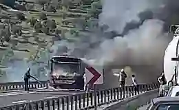 İzmir’de belediye otobüsü alev alev yandı: Yolcular tahliye edildi