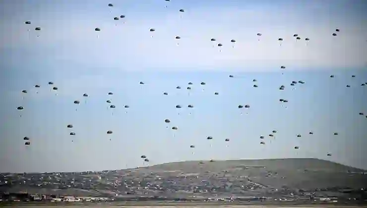 Kayseri’de nefes kesen anlar: 4 bin metre yüksekten atladılar