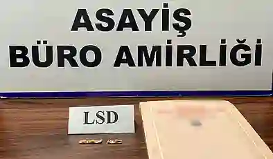 Kitap sayfaları arasında uyuşturucu satan şüpheli tutuklandı