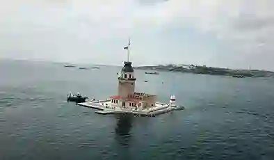 Kültür ve Turizm Bakanlığı: Onarılmasa belki de Kız Kulesi çökmüştü