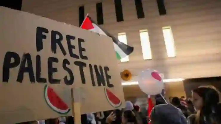 Madrid’de toplanan 20 ülkeden, Filistin’de iki devletli çözüm talebi: Tek hedefimiz var, o da insanlık dışı bu savaşı bitirmek!