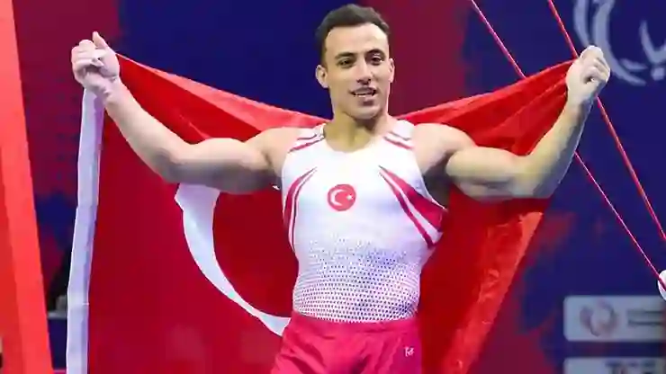 Milli cimnastikçi Adem Asil’den Almanya’da bir altın madalya daha