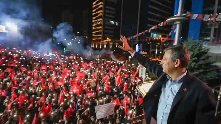 Özgür Özel, Pendik mitinginde konuştu