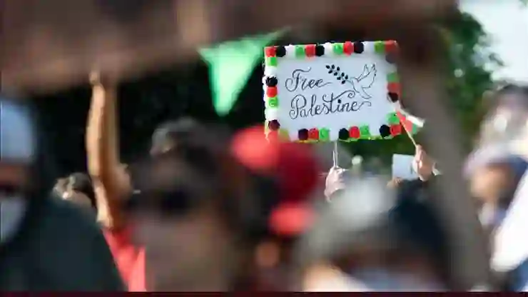 Yale ve California Eyalet Üniversitesi öğrencileri, Gazzelilere destek için açlık grevi başlattı