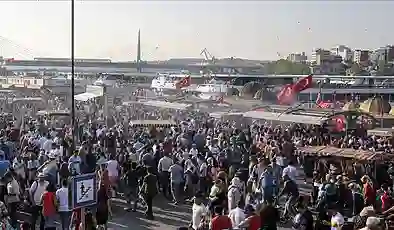 Türkiye’de yaşam memnuniyeti yüzde 33’e geriledi