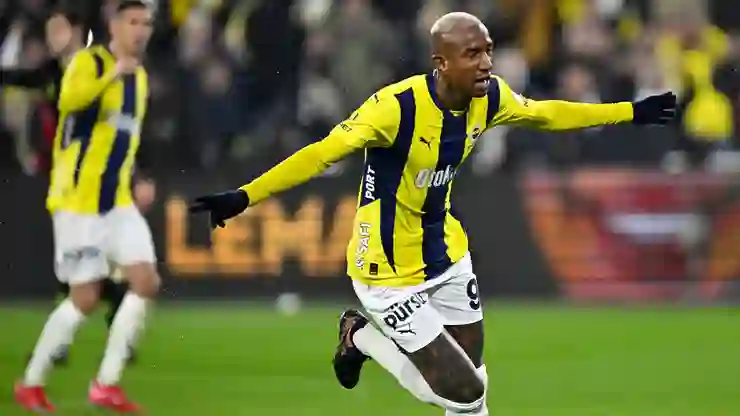 Anderson Talisca’dan ayrılık haberlerine sert tepki!