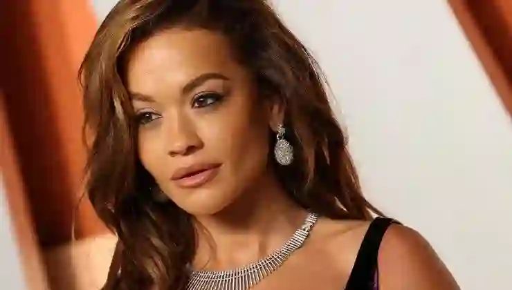 Annesi kanserle mücadele eden Rita Ora’ya hipokondri teşhisi konuldu