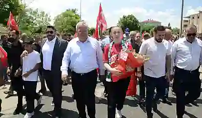 Avrupa şampiyonu milli güreşçi Eylem Engin, memleketinde coşkuyla karşılandı