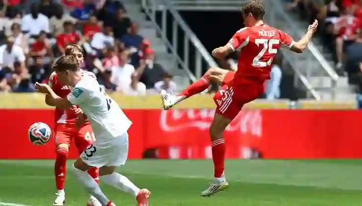 Bayern Münih gol oldu yağdı: 10-0