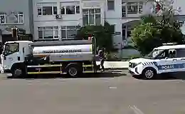 Belediye işçileri, sel temizliğinde karbonmonoksit gazından zehirlendi