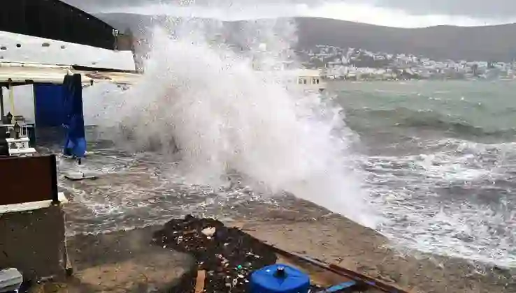 Bodrum-Datça arası fırtına uyarısı