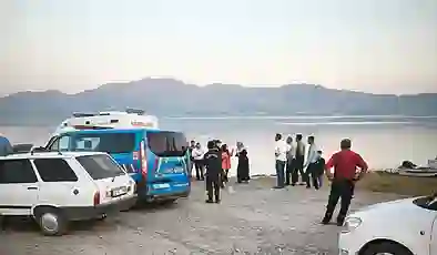 Elazığ’da baraj gölüne giren çocuk boğuldu