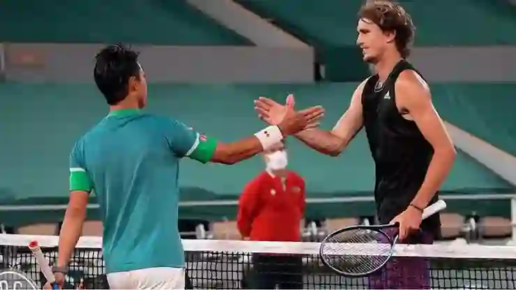 Fransa Açık’ta Zverev ve Boisson çeyrek finale yükseldi