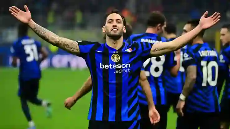 Hakan Çalhanoğlu’nun babasından Galatasaray’a yeşil ışık