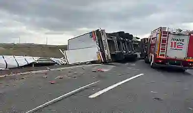 Karpuz yüklü TIR devrildi: 1 ölü, 3 yaralı