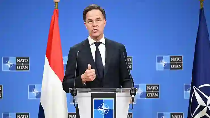 NATO Genel Sekreteri Rutte, ülkelerin savunma harcamalarını ve üretimlerini artırma gerekliliğini yineledi