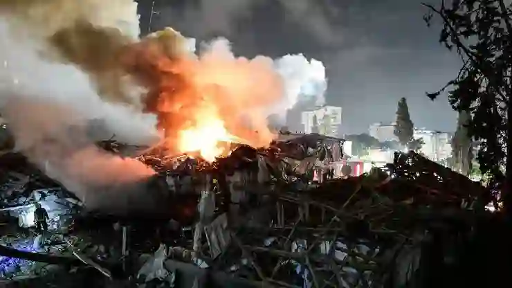 Tahran’a yeni saldırı başladı, Husiler savaşa dahil oldu