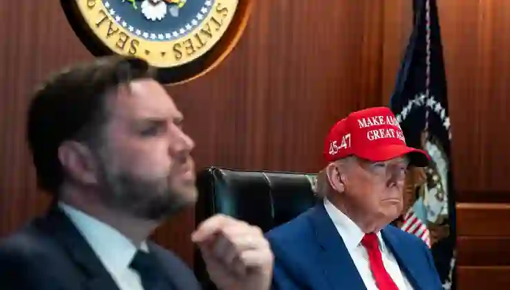 Trump hakkındaki azil tasarısı reddedildi