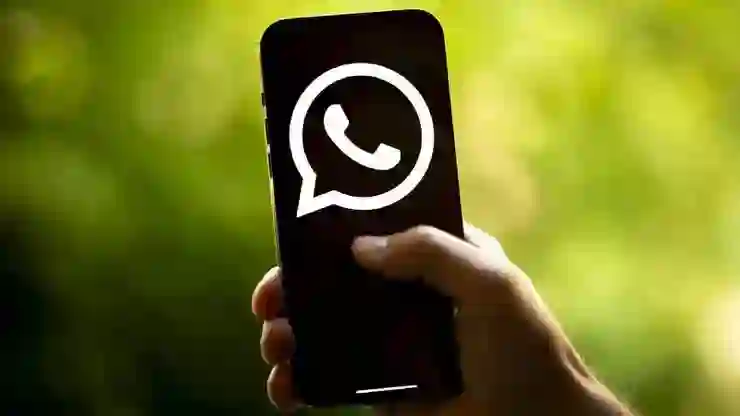 WhatsApp’tan Yapay Zeka Destekli “Mesaj Özetleri” Özelliği: Meta AI İle Okunmamış Mesajlara Hızlı Erişim